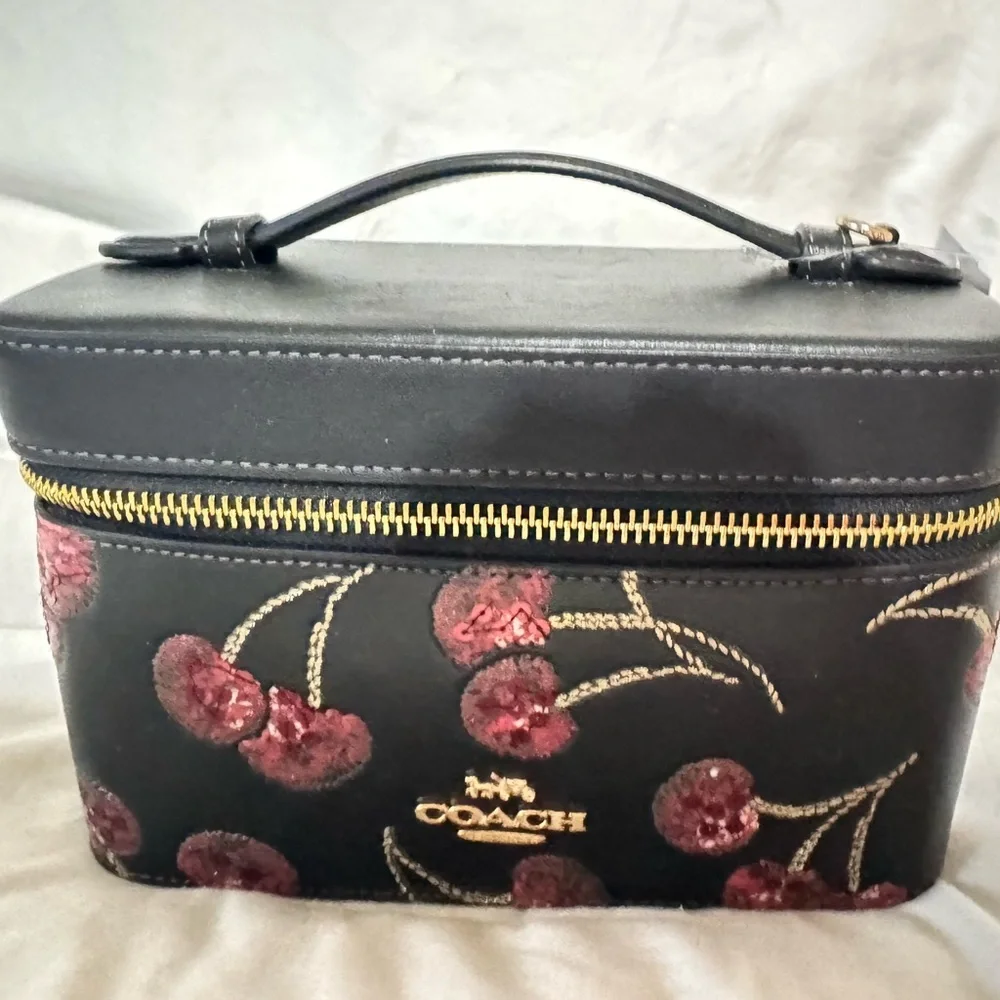 Coach leather cosmetic case black with red cherry's, interior mirror‎ NWT